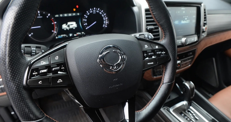 SsangYong REXTON cena 99999 przebieg: 102000, rok produkcji 2018 z Jarocin małe 781
